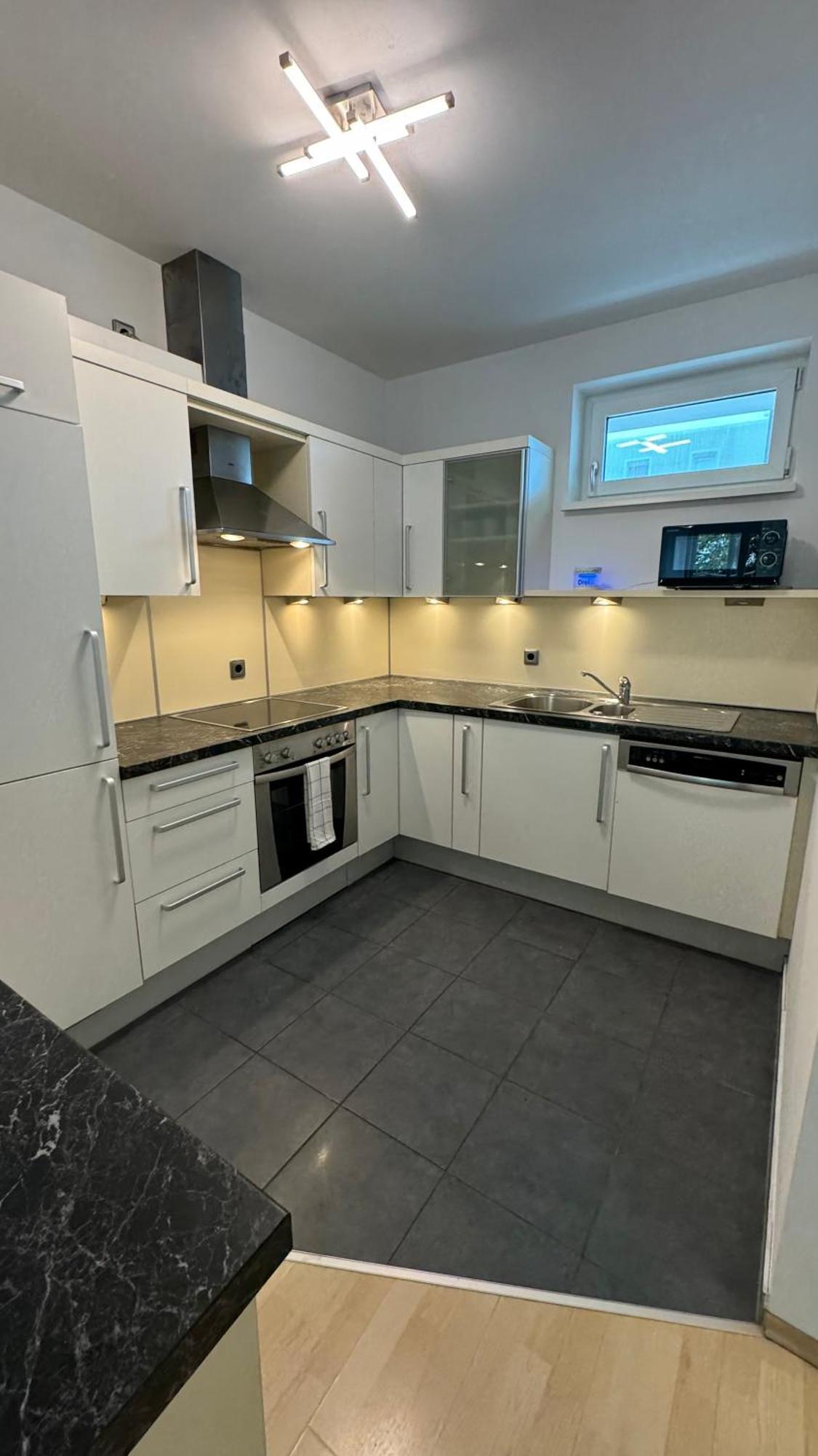 City Apartement Linz Fuer 5 Gaeste Mit Self-Checkin Und Kueche Exterior foto
