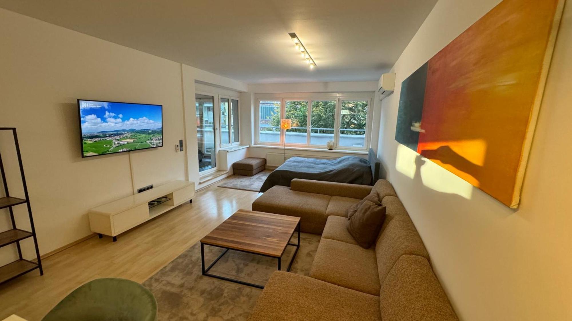 City Apartement Linz Fuer 5 Gaeste Mit Self-Checkin Und Kueche Exterior foto